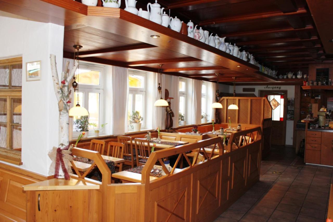 Landhotel Zum Boehm Roth  Bagian luar foto