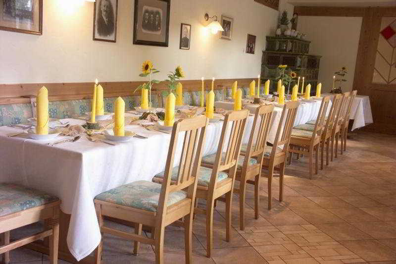 Landhotel Zum Boehm Roth  Bagian luar foto
