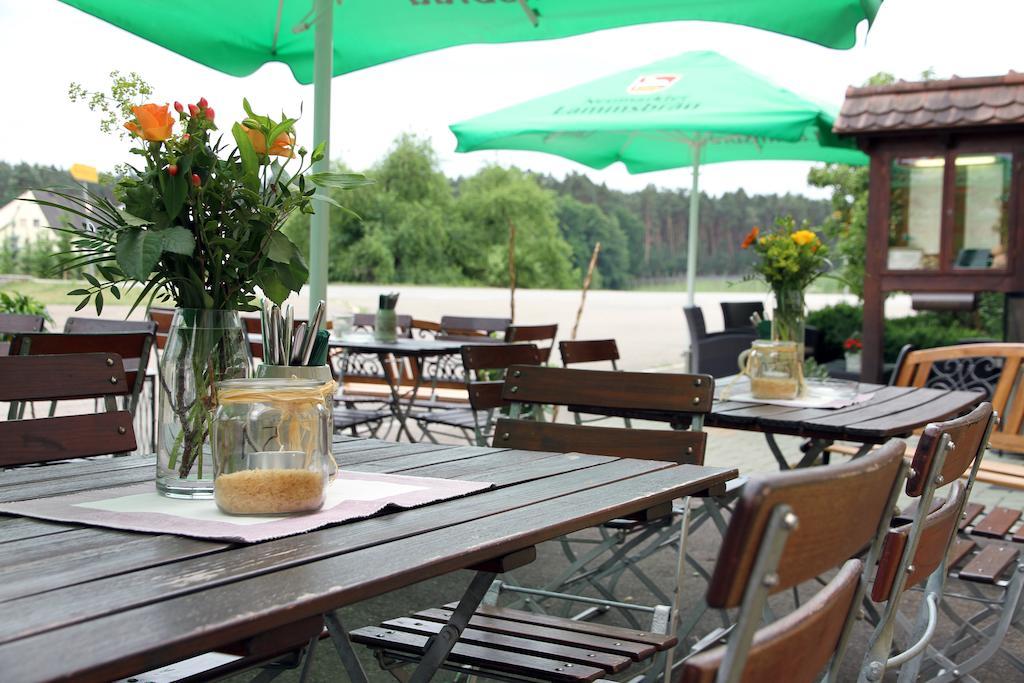 Landhotel Zum Boehm Roth  Bagian luar foto